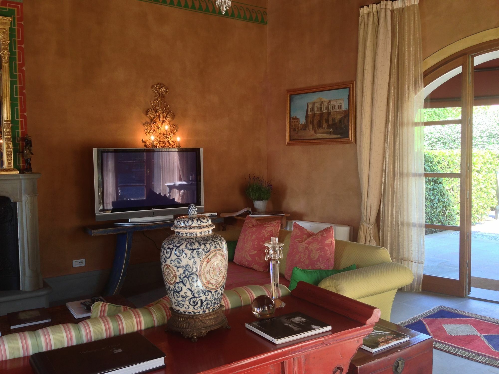Villa Mangiacane - Small Luxury Hotels Of The World Сан Кашано ин Вал ди Пеза Екстериор снимка